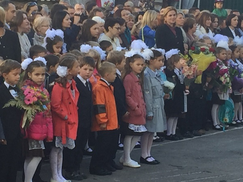 Родителям вологодских школьников рассказали, как одеться 1 сентября 