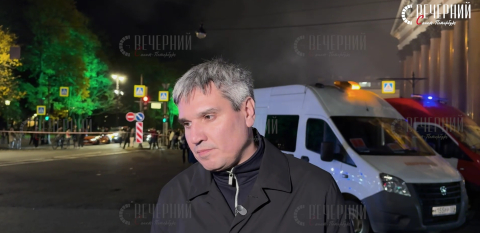 Из-за пожара в центре Петербурга: жильцов разместят в школе 