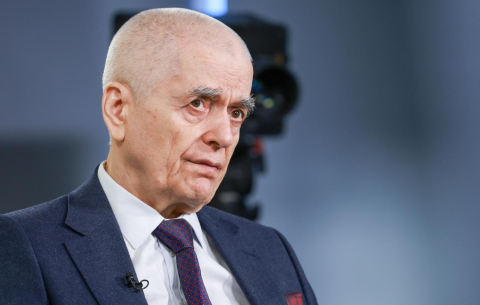 Онищенко рассказал, в каком возрасте заканчивается молодость 