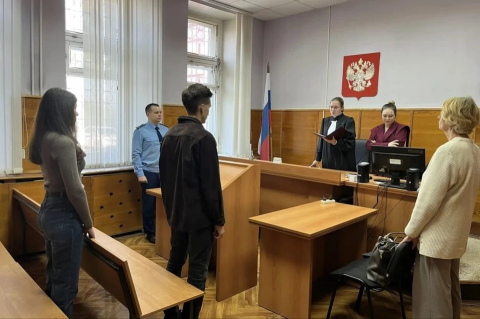 В Екатеринбурге экс-руководителя спортцентра осудили за хищение 3,5 млн рублей 