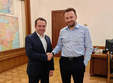 Губернатор Чибис обсудил в Москве развитие морских роботов в Заполярье
 
